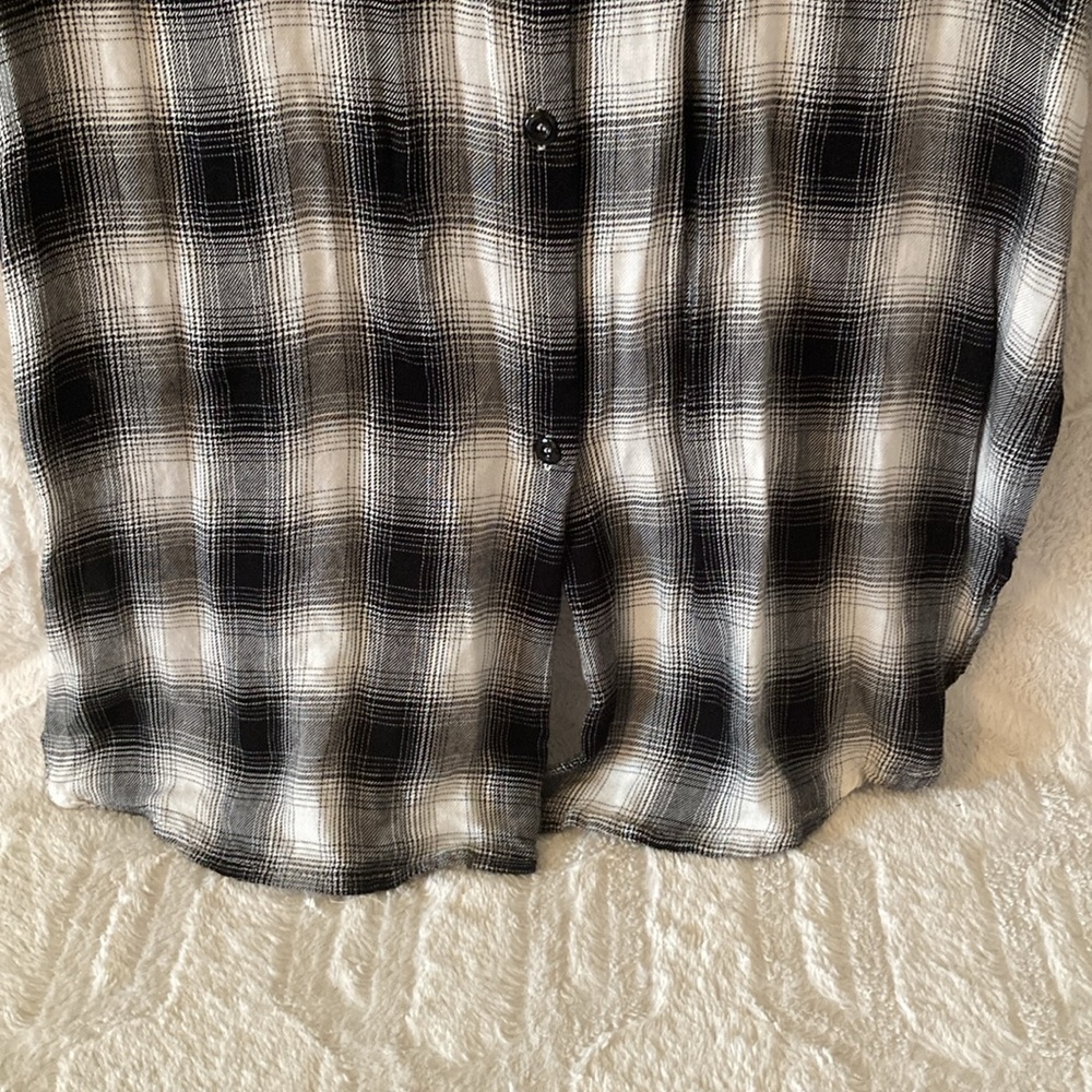 GUC    Miss Me Long Sleeve Top - Picture 8 of 13